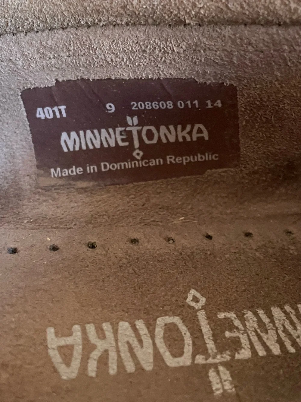 Minnetonka kilty hardsole